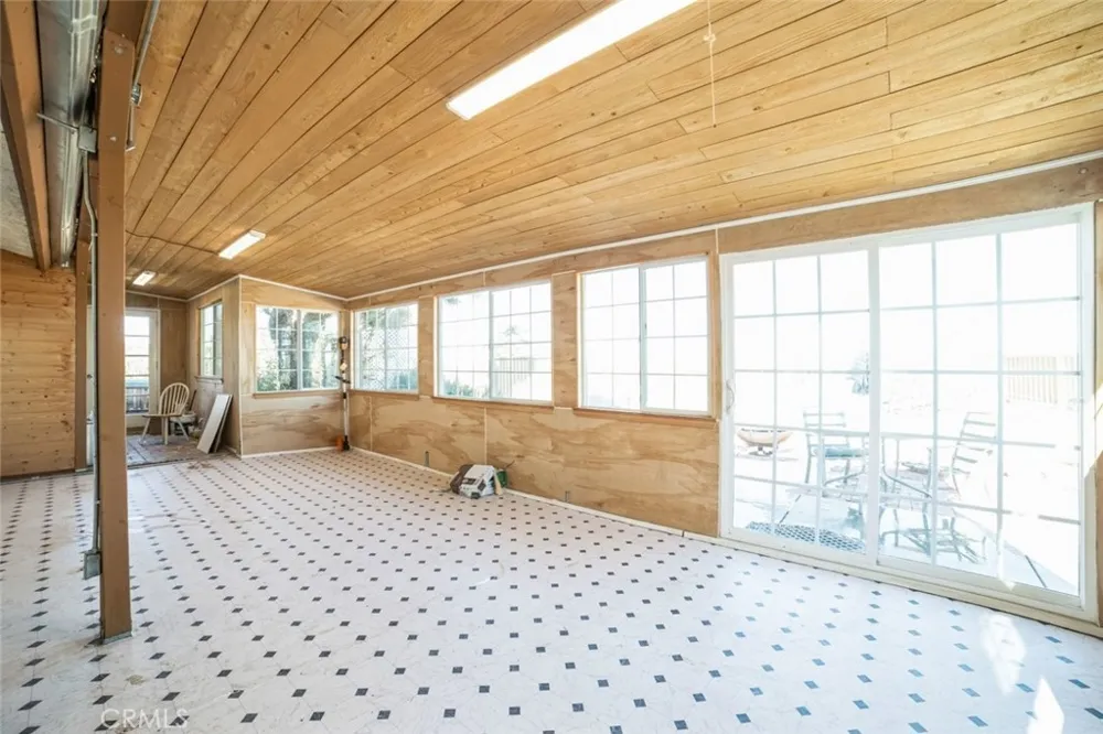3010 Silver Ridge Drive Pinon Hills, CA 92372