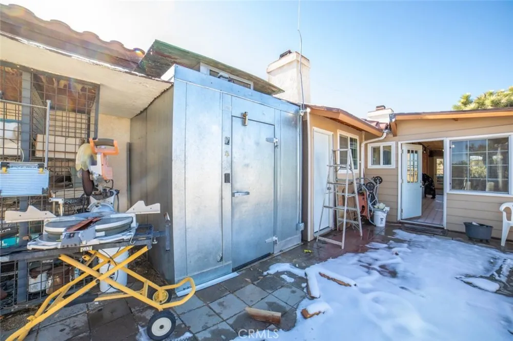 3010 Silver Ridge Drive Pinon Hills, CA 92372