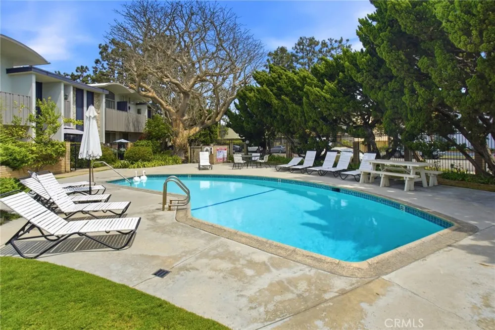 4735 La Villa Marina #D Marina del Rey, CA 90292