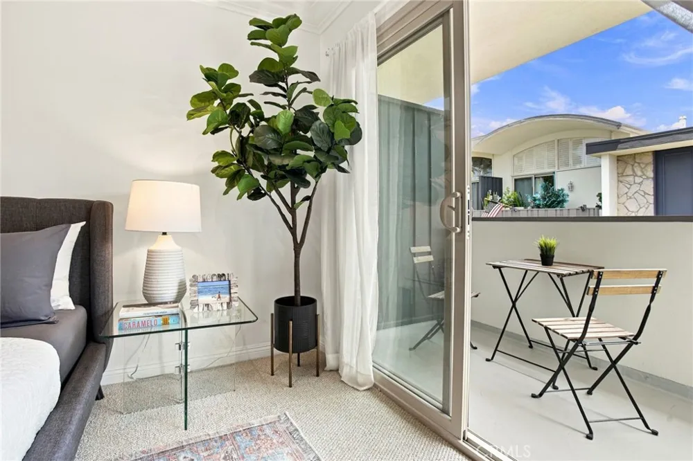 4735 La Villa Marina #D Marina del Rey, CA 90292