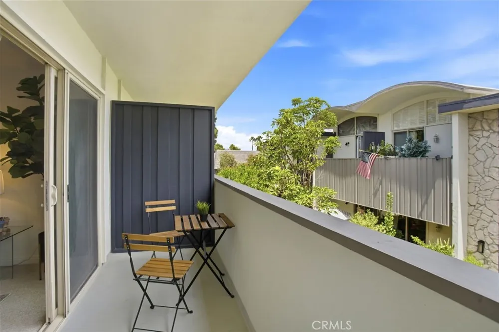 4735 La Villa Marina #D Marina del Rey, CA 90292