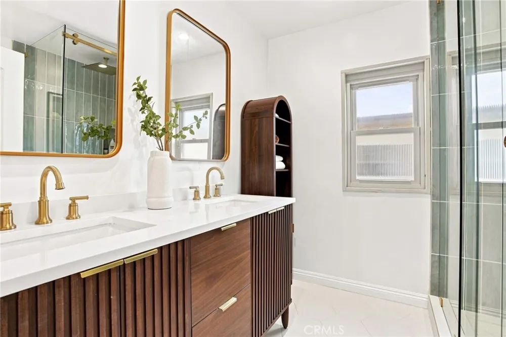 4735 La Villa Marina #D Marina del Rey, CA 90292