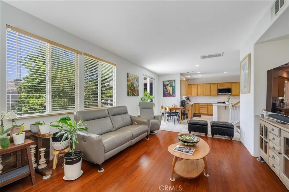 3819 Saint Austell Perris, CA 92571