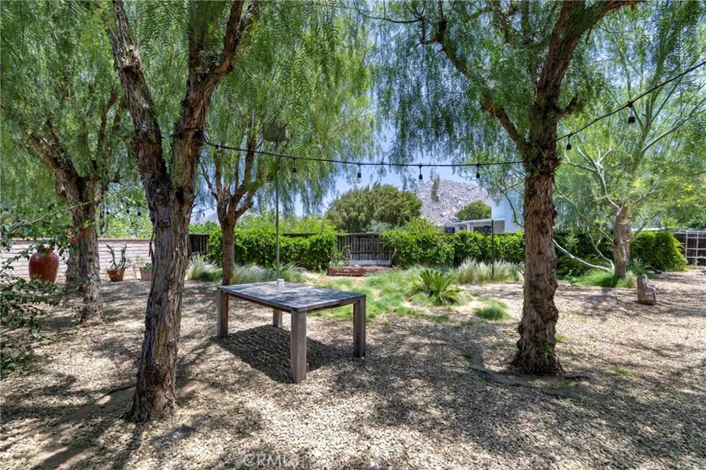 3819 Saint Austell Perris, CA 92571