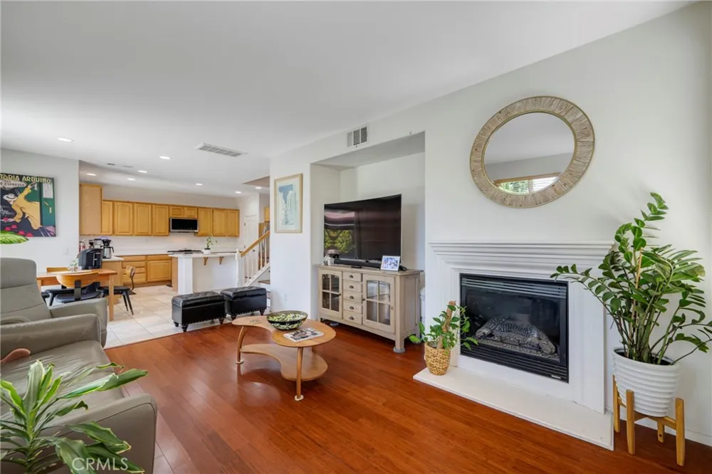 3819 Saint Austell Perris, CA 92571