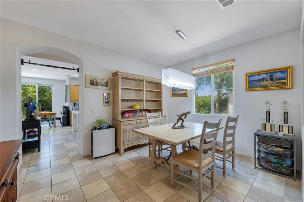 3819 Saint Austell Perris, CA 92571
