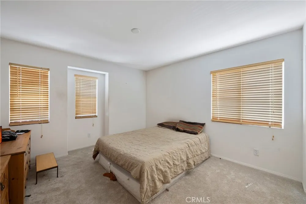 3819 Saint Austell Perris, CA 92571