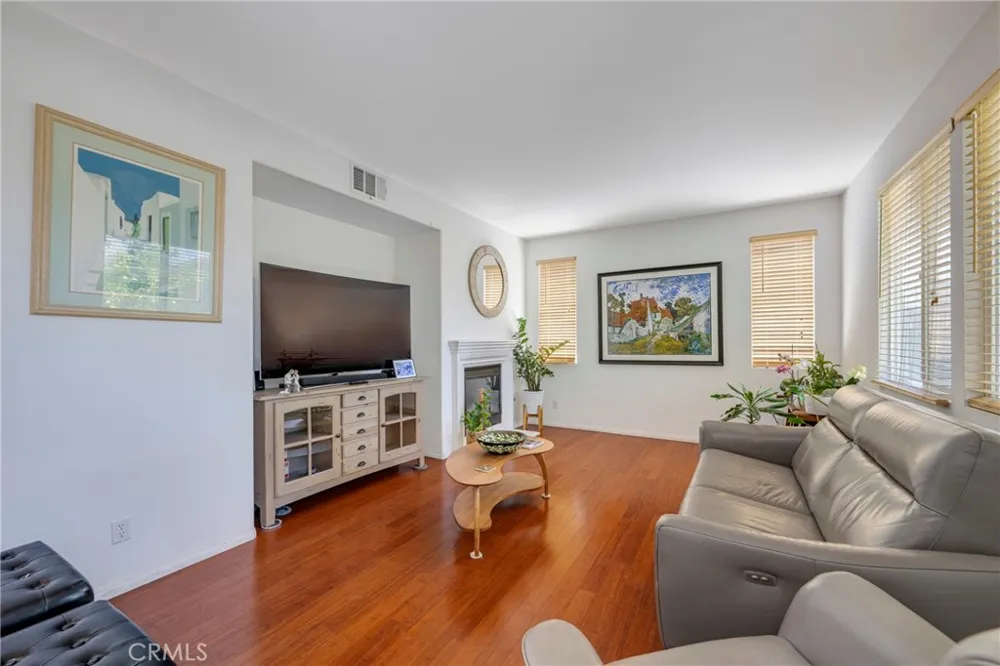 3819 Saint Austell Perris, CA 92571