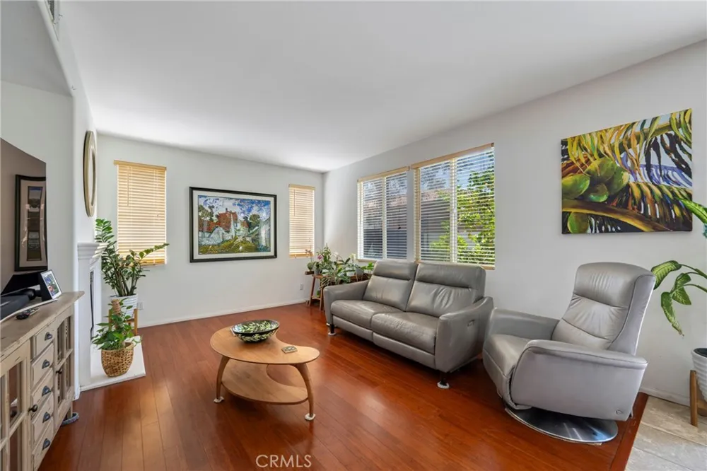 3819 Saint Austell Perris, CA 92571