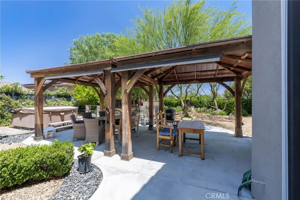 3819 Saint Austell Perris, CA 92571