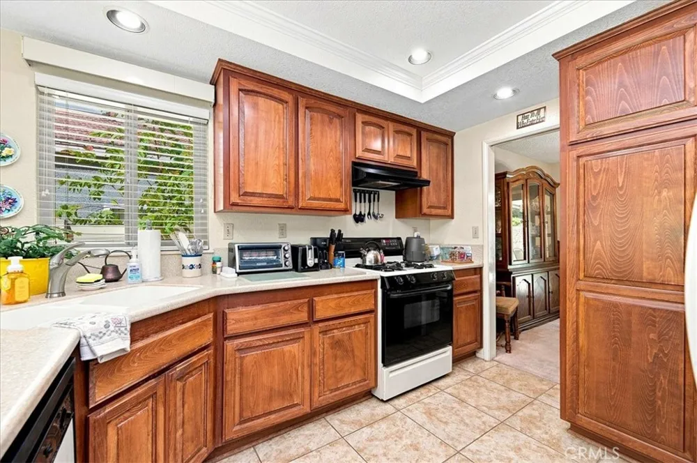 29028 Willow Creek Highland, CA 92346