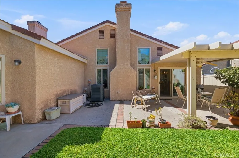 29028 Willow Creek Highland, CA 92346