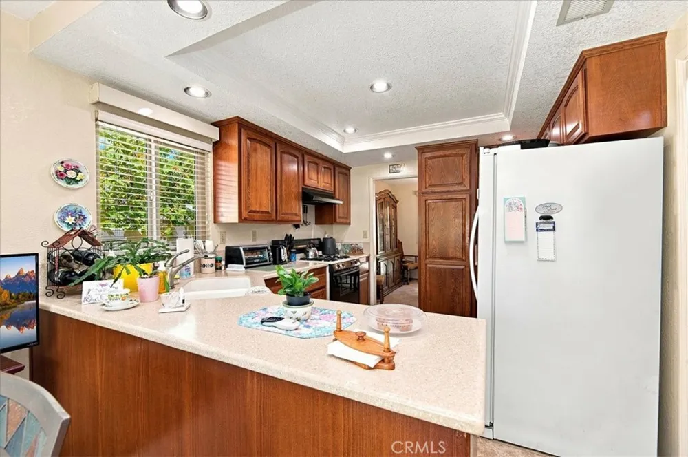 29028 Willow Creek Highland, CA 92346