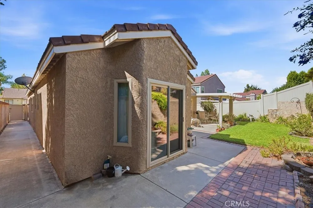 29028 Willow Creek Highland, CA 92346