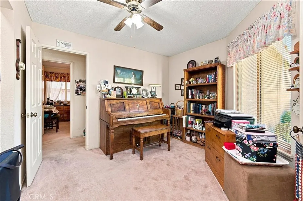 29028 Willow Creek Highland, CA 92346