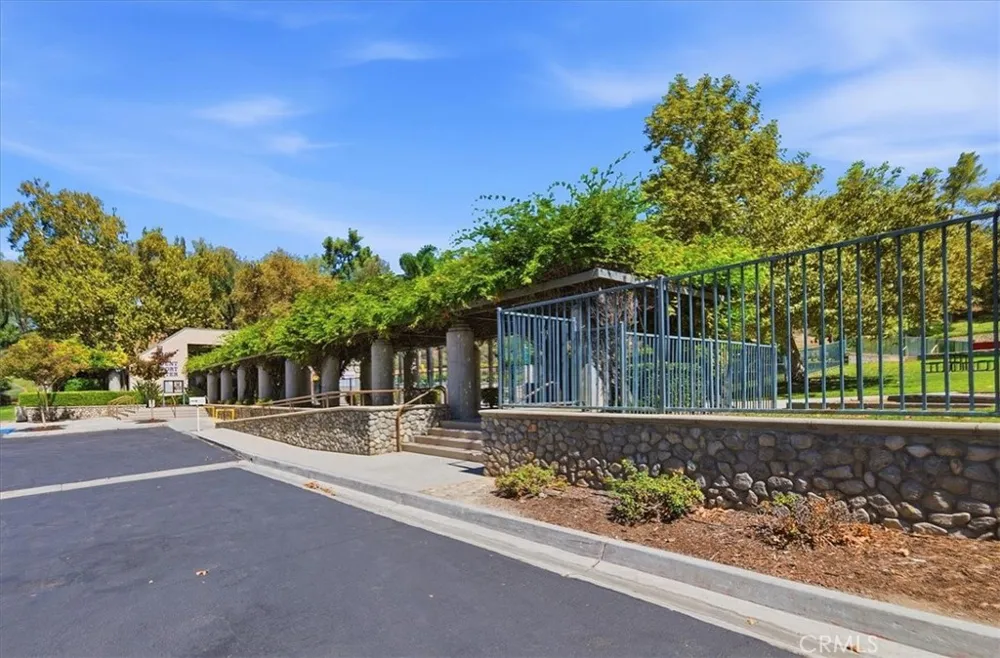 29028 Willow Creek Highland, CA 92346