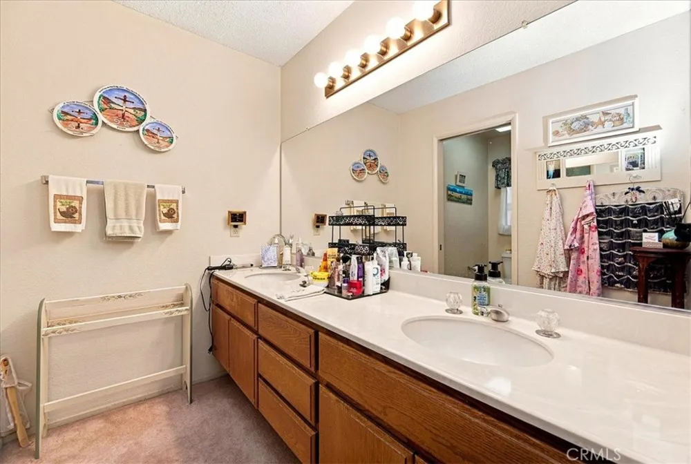29028 Willow Creek Highland, CA 92346