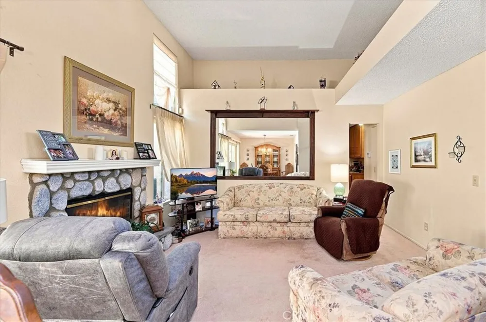 29028 Willow Creek Highland, CA 92346