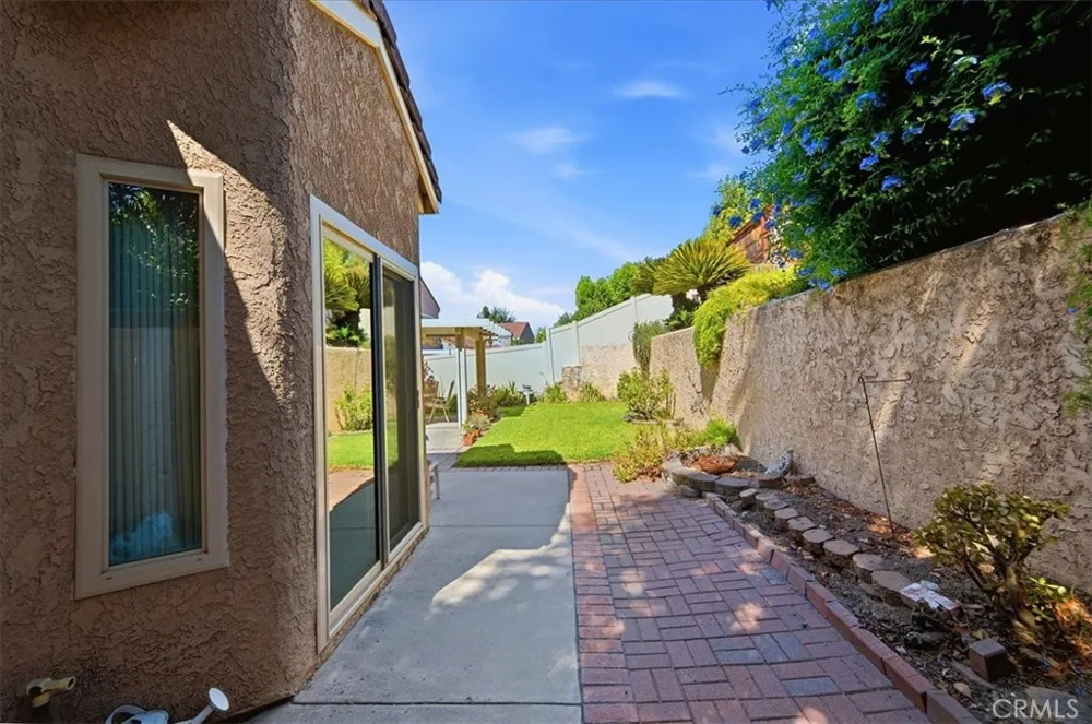 29028 Willow Creek Highland, CA 92346