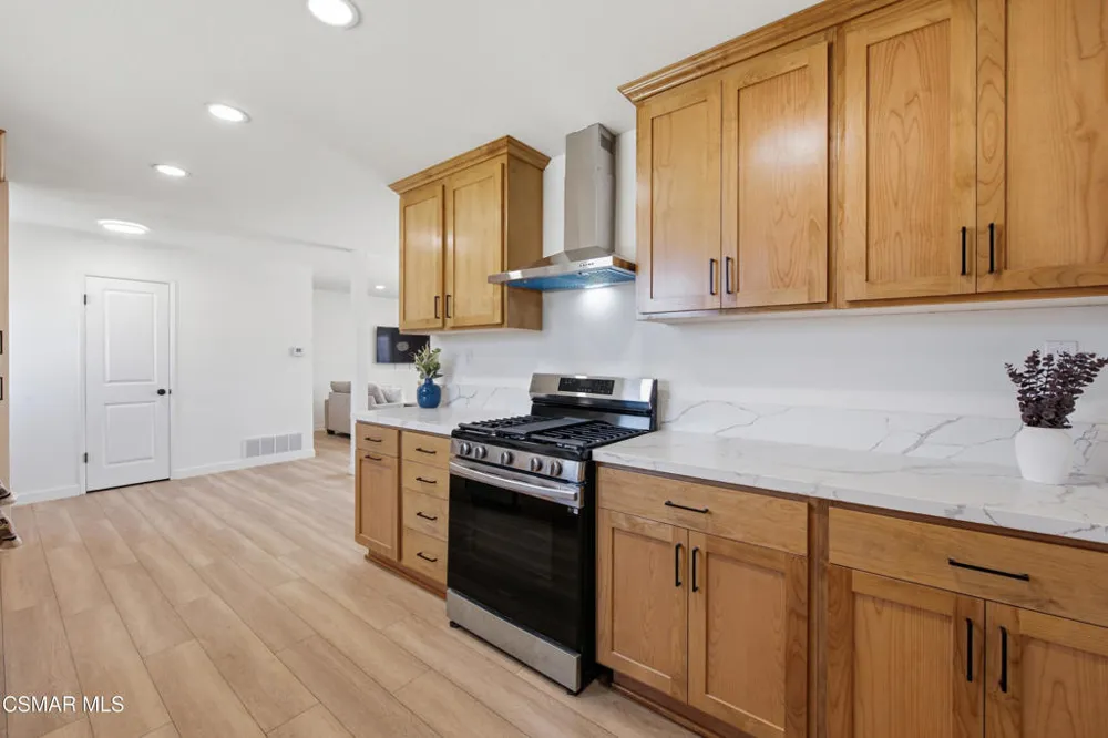 1634 Arcane Street Simi Valley, CA 93065