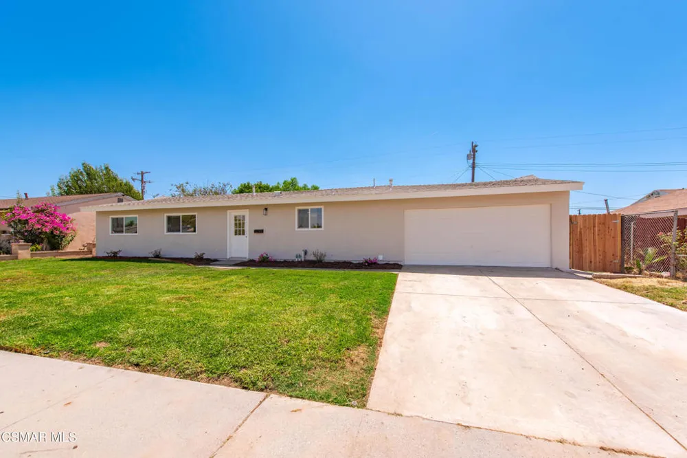 1634 Arcane Street Simi Valley, CA 93065
