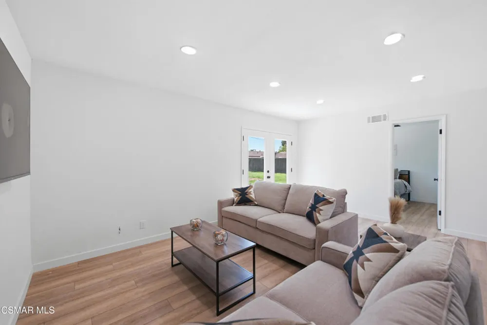 1634 Arcane Street Simi Valley, CA 93065
