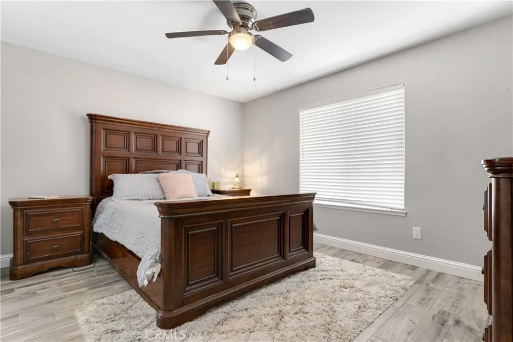 3927 Park View Bakersfield, CA 93311