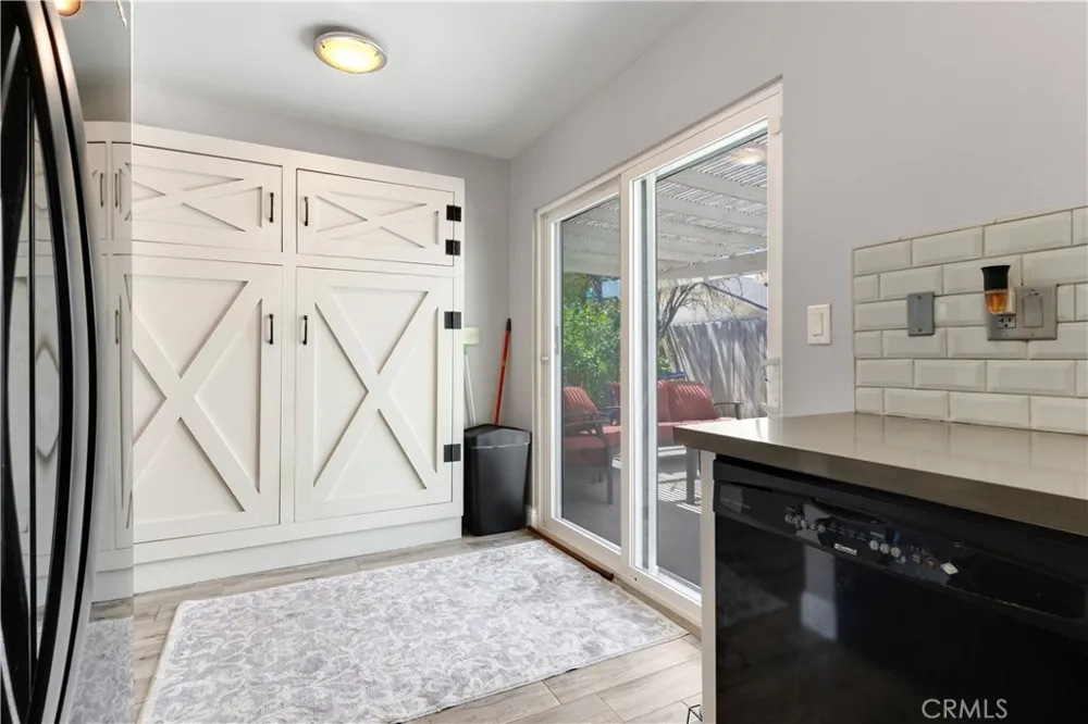 3927 Park View Bakersfield, CA 93311