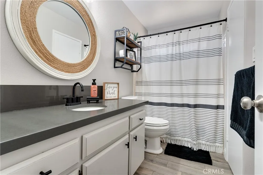 3927 Park View Bakersfield, CA 93311