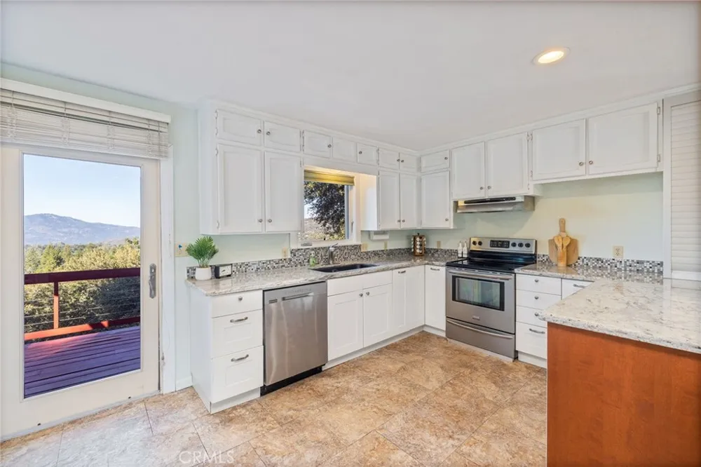51300 Buckskin Oakhurst, CA 93644