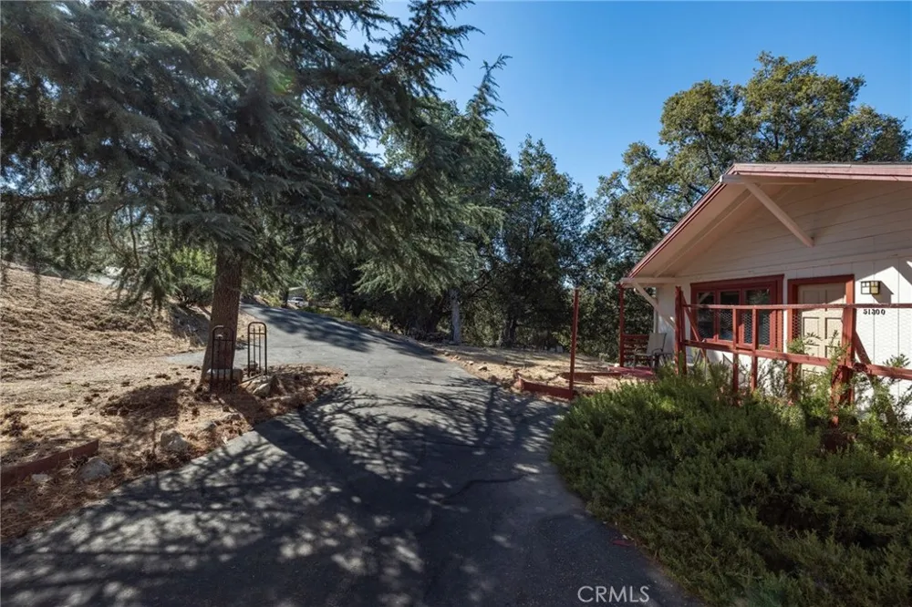 51300 Buckskin Oakhurst, CA 93644