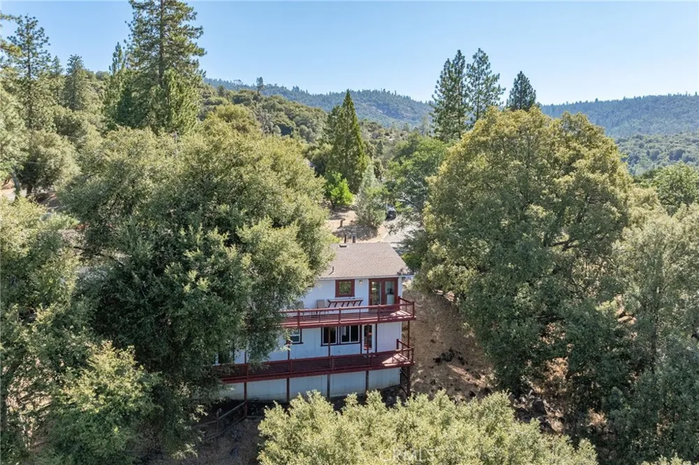 51300 Buckskin Oakhurst, CA 93644