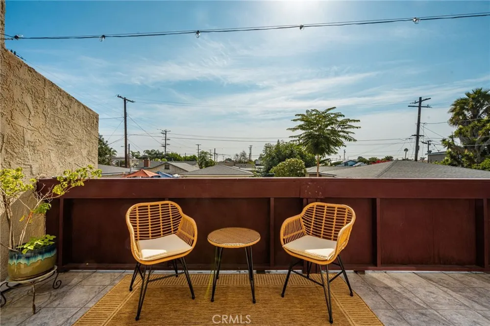 320 W 220th Unit 4 Carson, CA 90745