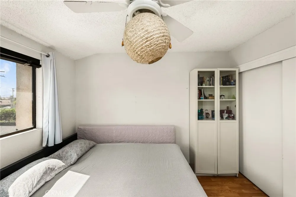 320 W 220th Unit 4 Carson, CA 90745