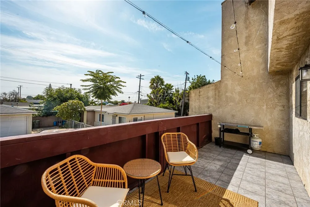 320 W 220th Unit 4 Carson, CA 90745