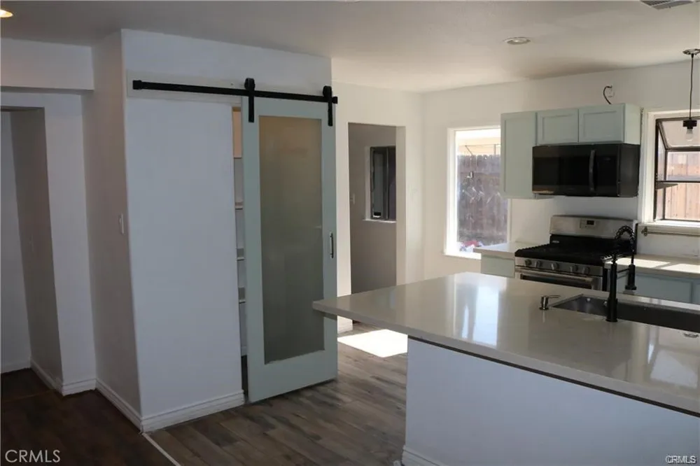 27338 Foster Highland, CA 92346