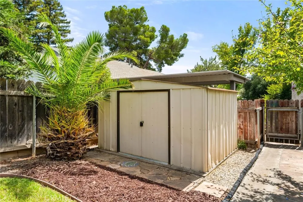 20 Wrangler Ct. Chico, CA 95928