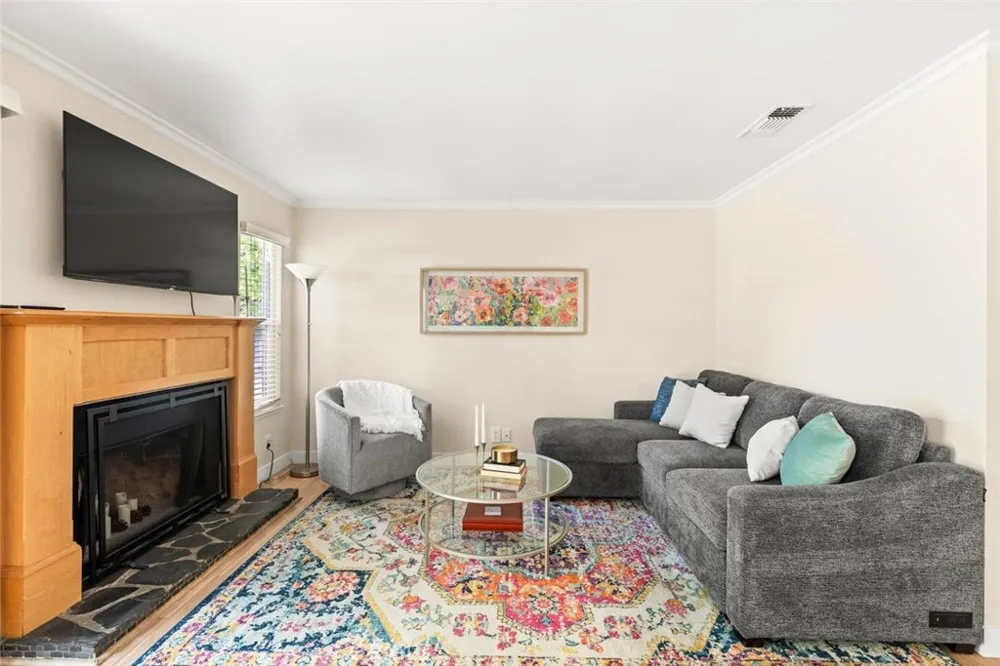 20 Wrangler Ct. Chico, CA 95928