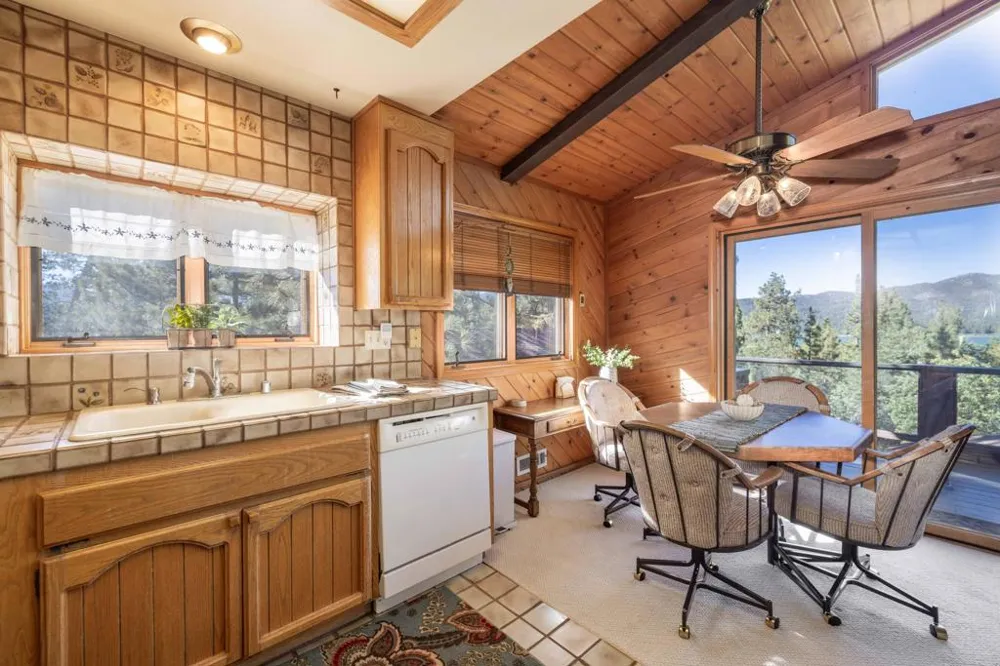 491 Vista Lane Big Bear, CA 92315