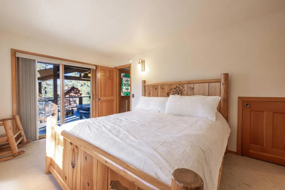 491 Vista Lane Big Bear, CA 92315