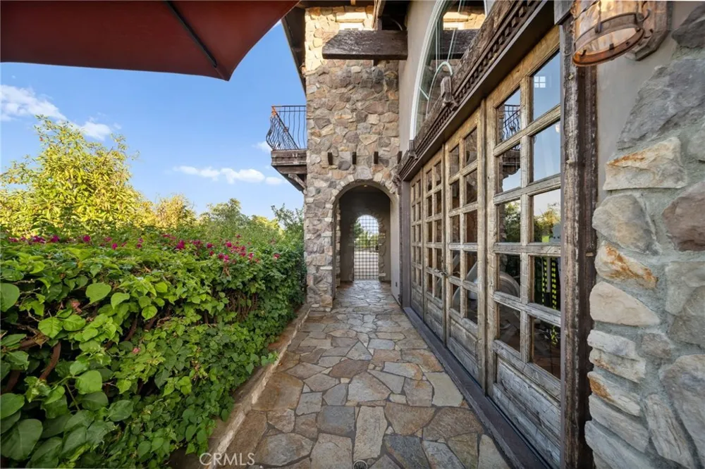 27590 Morning Glory Circle Temecula, CA 92590
