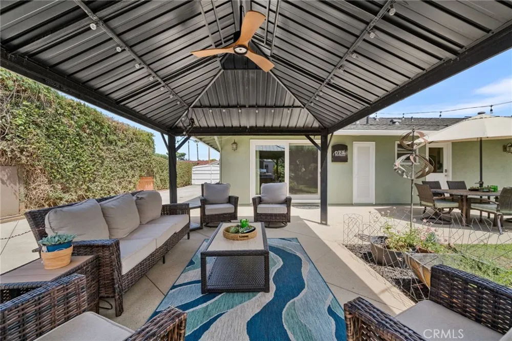 18612 Newton Avenue North Tustin, CA 92705