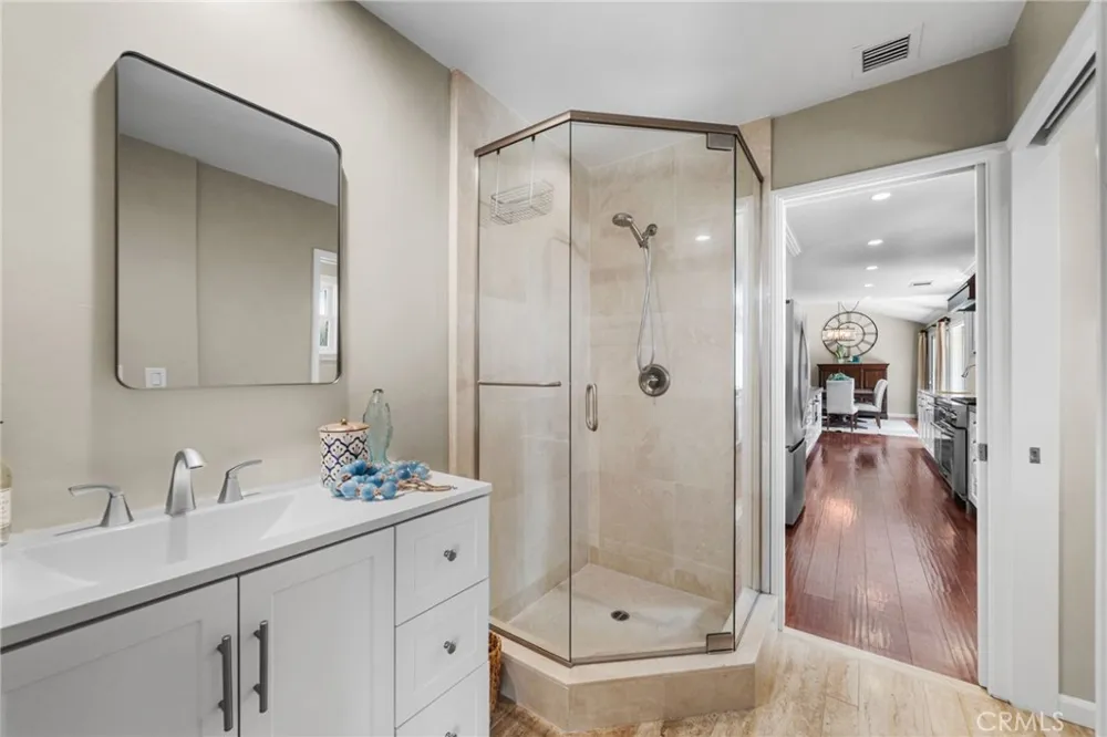 18612 Newton Avenue North Tustin, CA 92705