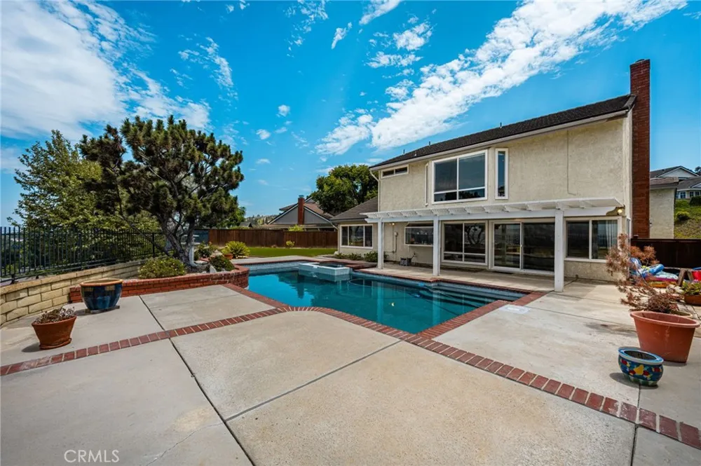4431 E Olive Branch Anaheim, CA 92807
