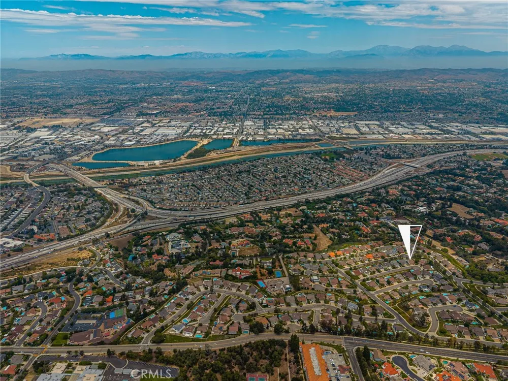 4431 E Olive Branch Anaheim, CA 92807