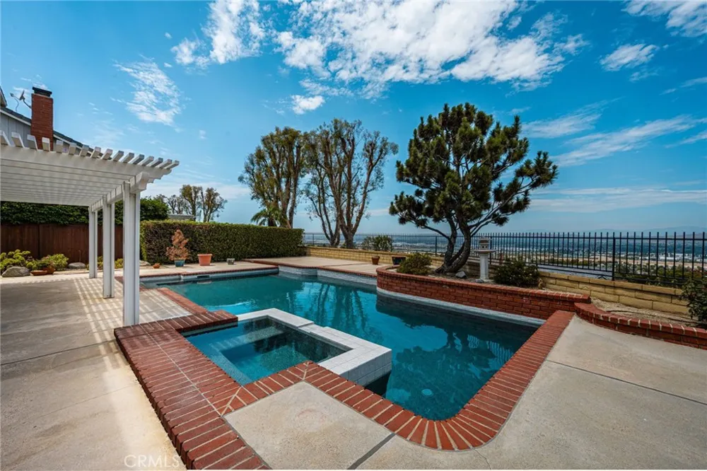 4431 E Olive Branch Anaheim, CA 92807