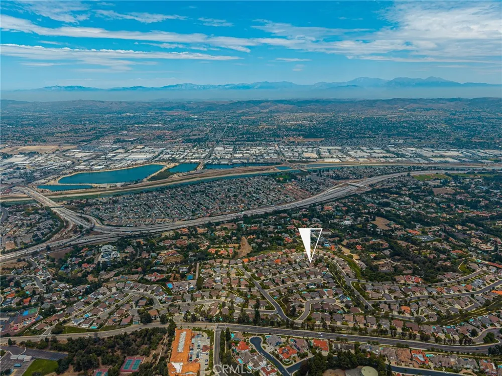 4431 E Olive Branch Anaheim, CA 92807