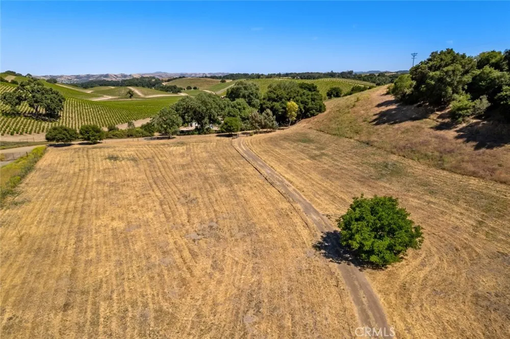 3065 Township Road Paso Robles, CA 93446