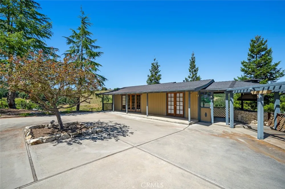 3065 Township Road Paso Robles, CA 93446