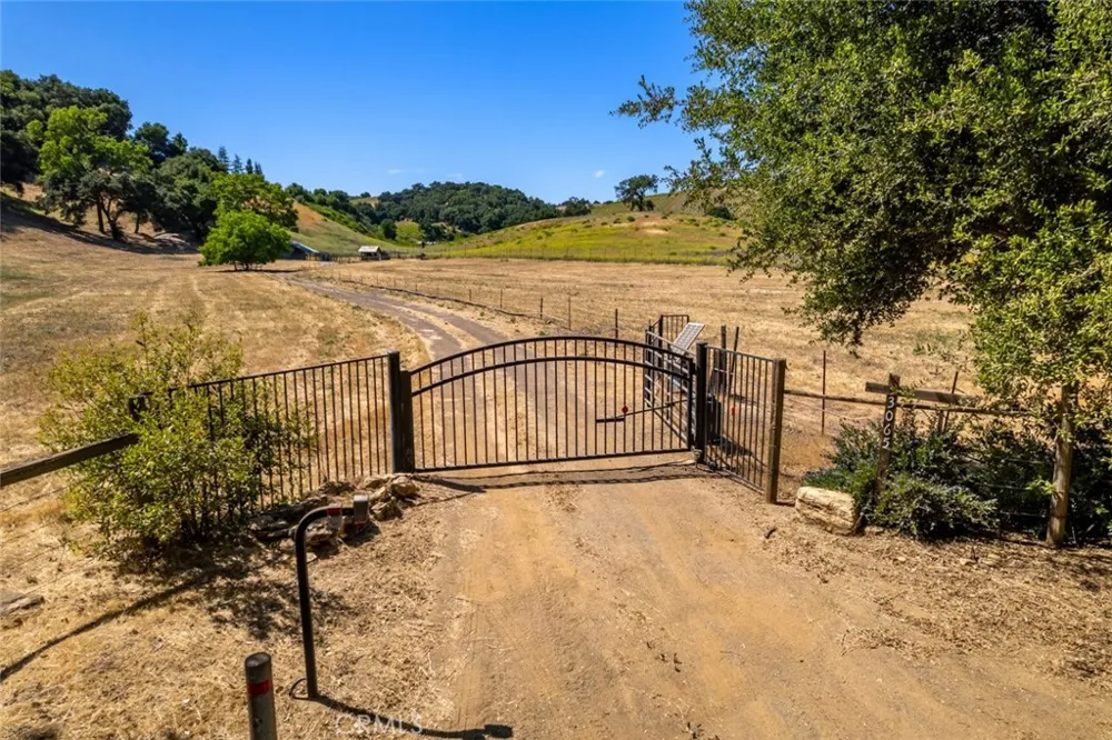 3065 Township Road Paso Robles, CA 93446